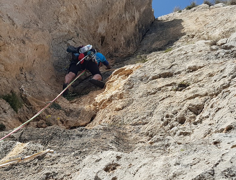 Vía Fisura Gallego, pared sur del Ponotx.
